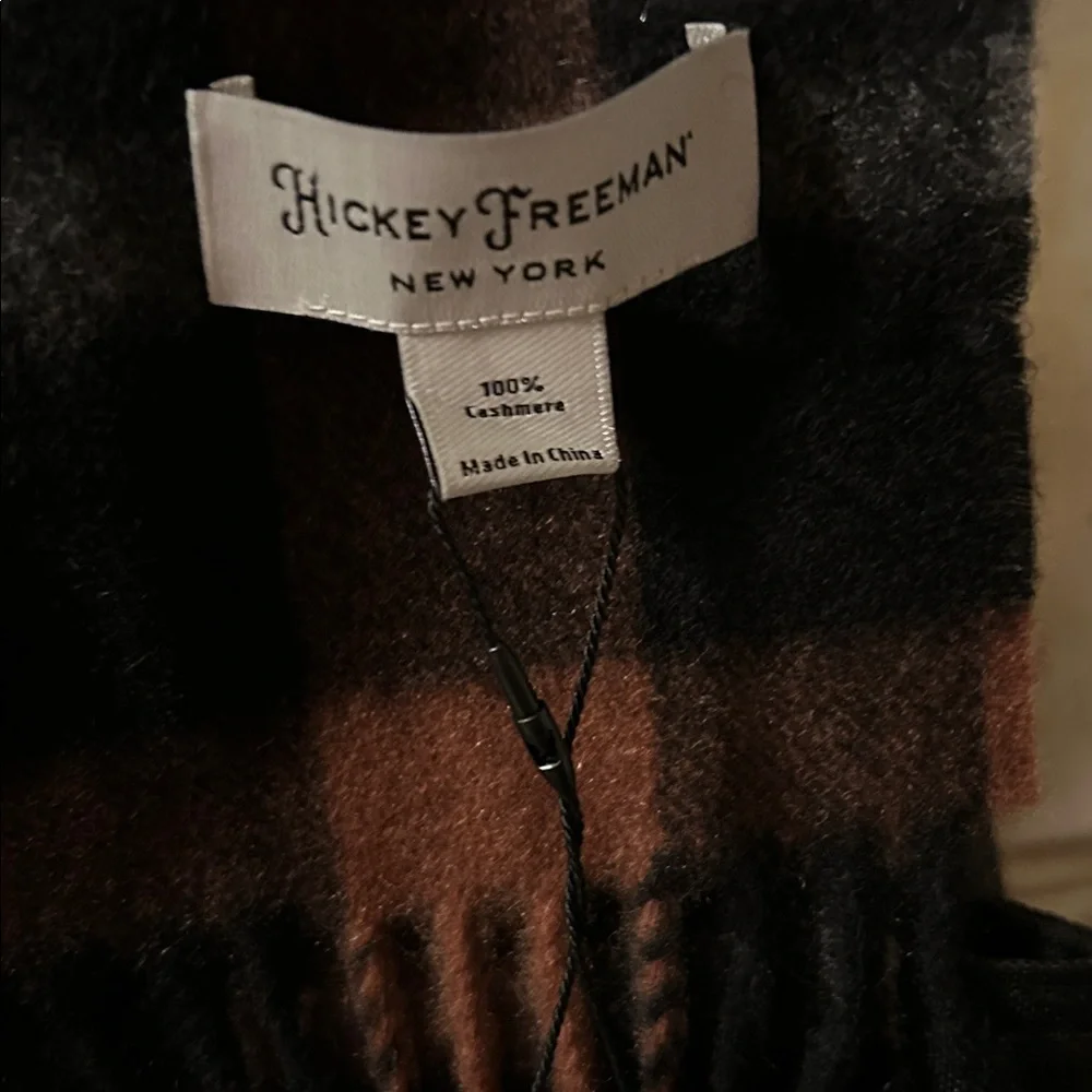 Hickey Freeman elegant plaid